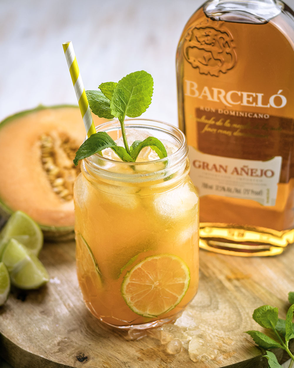 Melone-Rum-Cocktail mit Barceló Rum | Rezept auf carry on cooking
